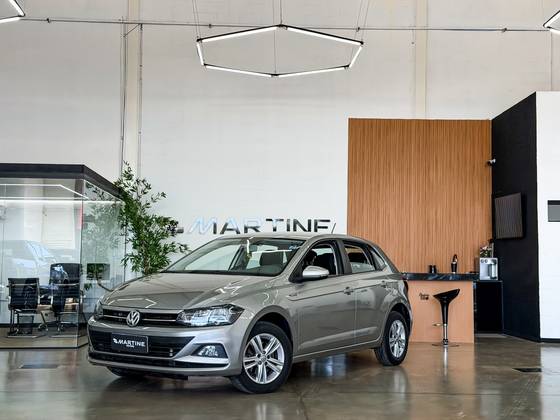 VOLKSWAGEN POLO 1.0 200 TSI COMFORTLINE AUTOMÁTICO VOLKSWAGEN POLO 1.0 200 TSI COMFORTLINE AUTOMÁTICO